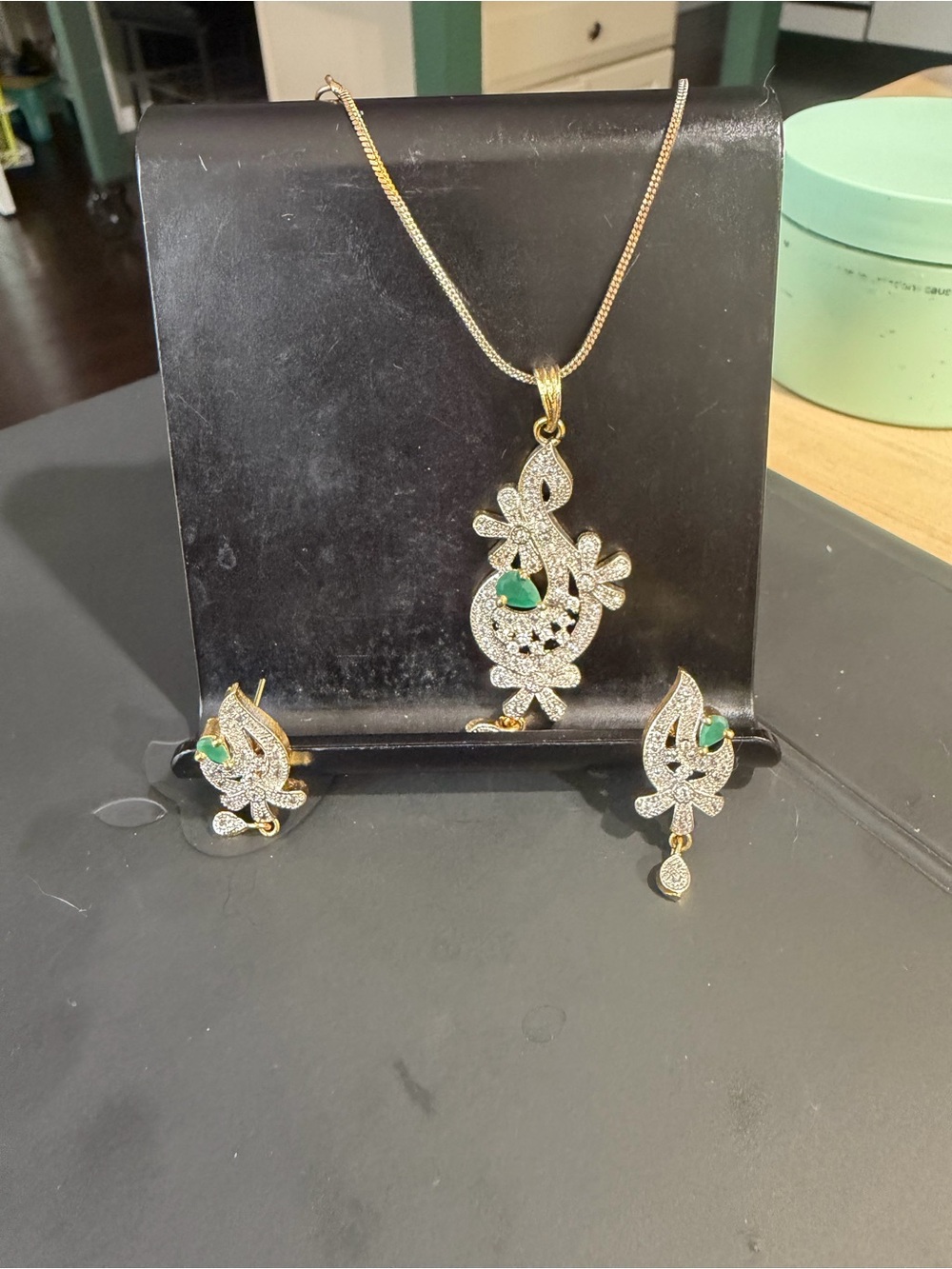 Gold-Plated Green Stone & Crystal Pendant Necklace with Matching Earrings